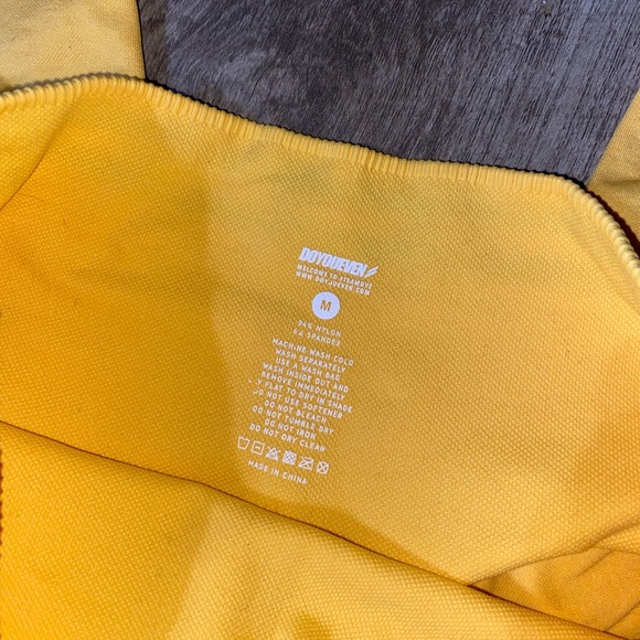 DoYouEven scrunch butt leggings - Picture 7 of 8